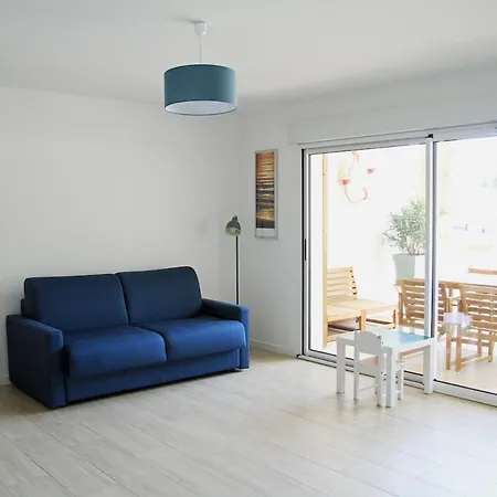 Neuf T2 50m2 Calme Et Spacieux Pres De La Et Golf Avec Grand Balcon Prive