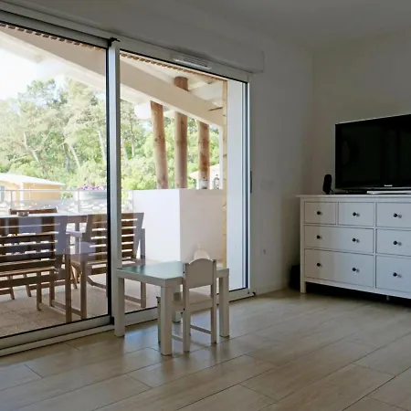 Apartment Neuf T2 50m2 Calme Et Spacieux Pres De La Et Golf Avec Grand Balcon Prive